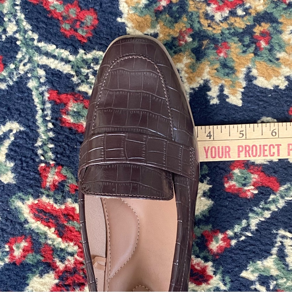 Chocolate Brown Croc Embossed Slip On Flat Classic City Loafers Size 7 Old Money - Picture 11 of 13